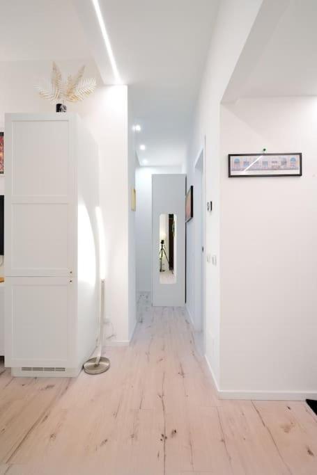 Suite-6 Centro-porta Romana Appartamento Milano