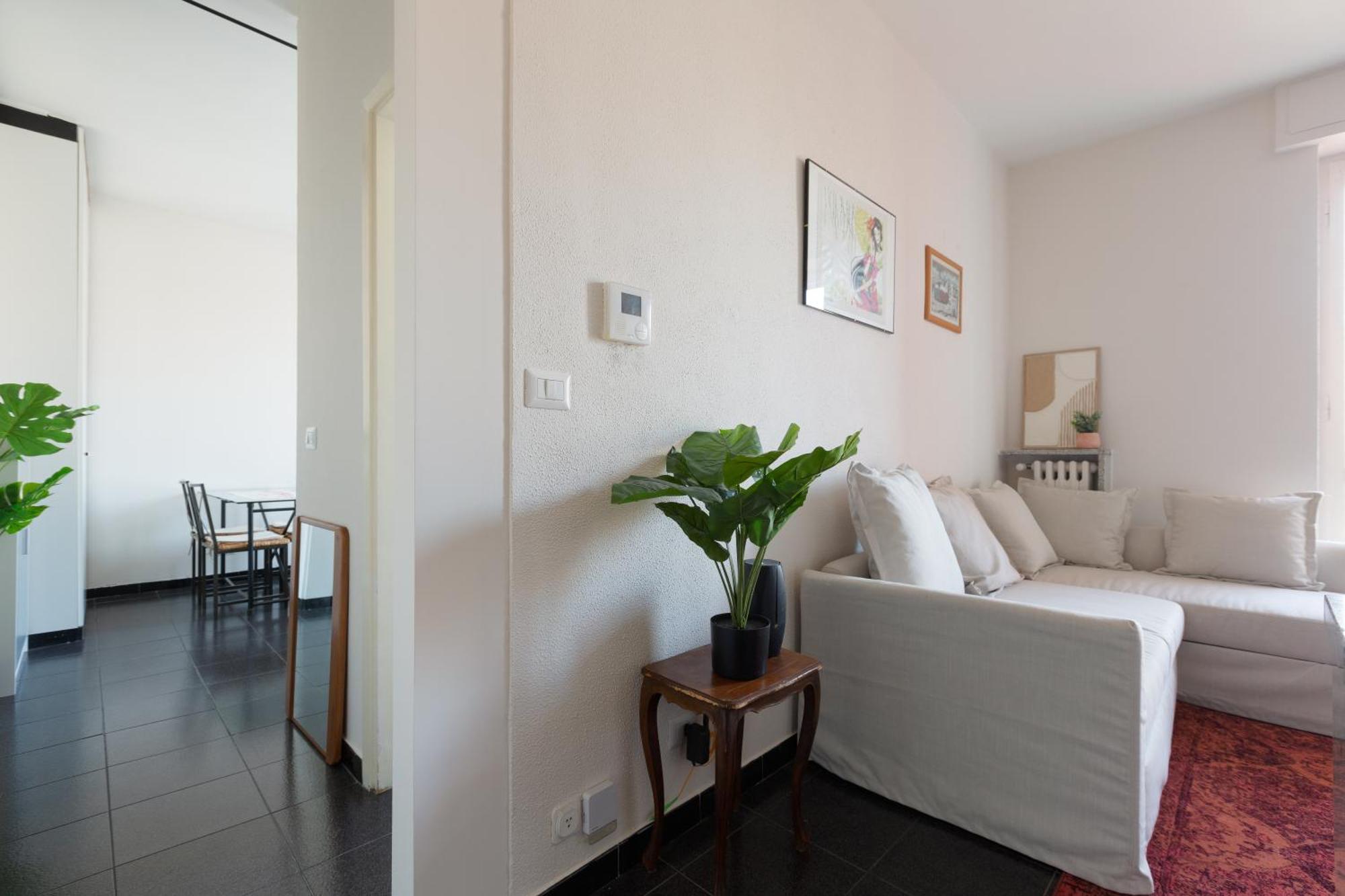 Apartment Corvetto M3 - Comfy Apt. With Balcony!