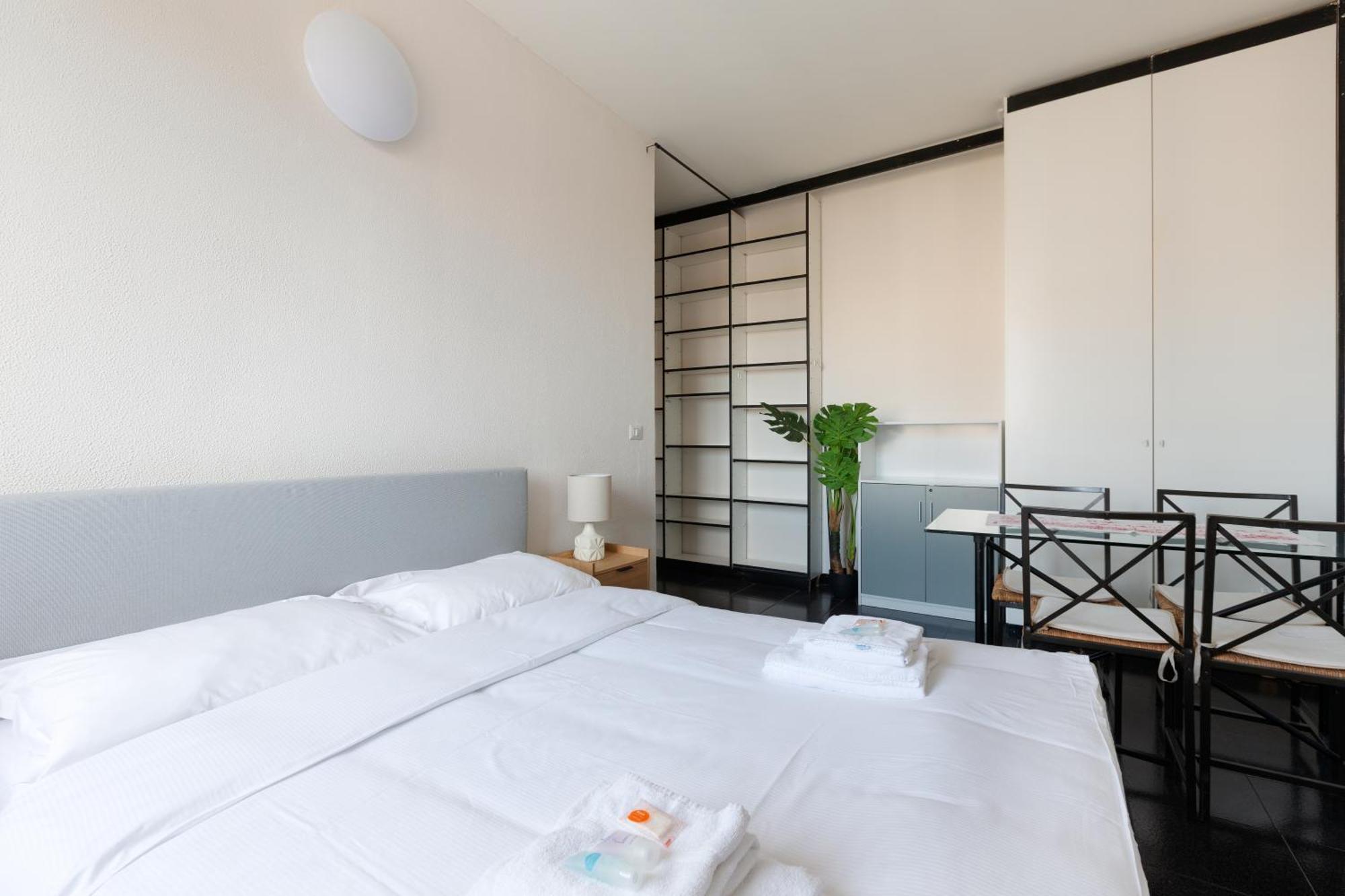 Corvetto M3 - Comfy Apt. With Balcony! Apartment Mailand