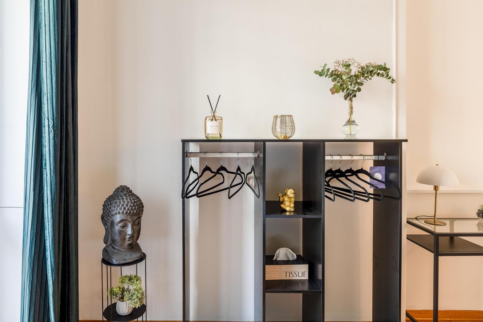 Chic Living - Porta Venezia Apartment *