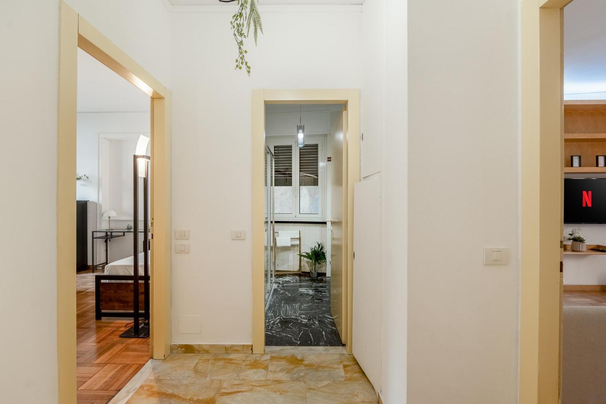 Chic Living - Porta Venezia Apartment