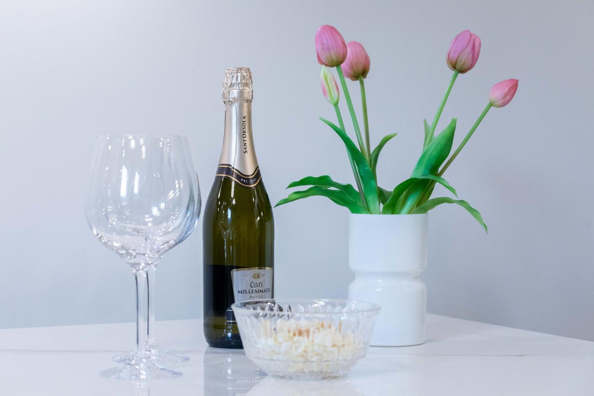 Luxury - Free Private - Parking Maestri Campionesi 16 * Milano