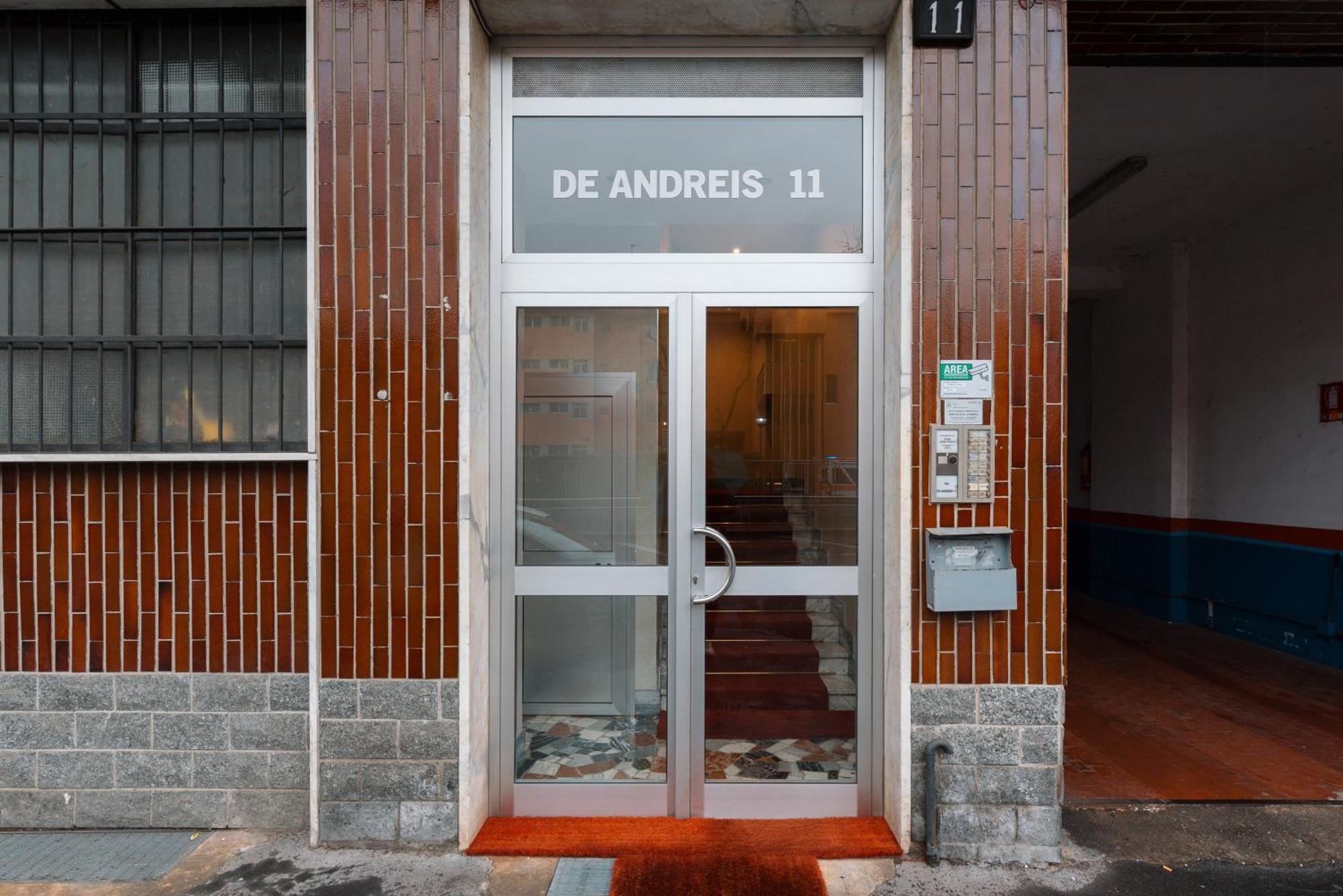 Ihost - De Andreis 11 * Milano