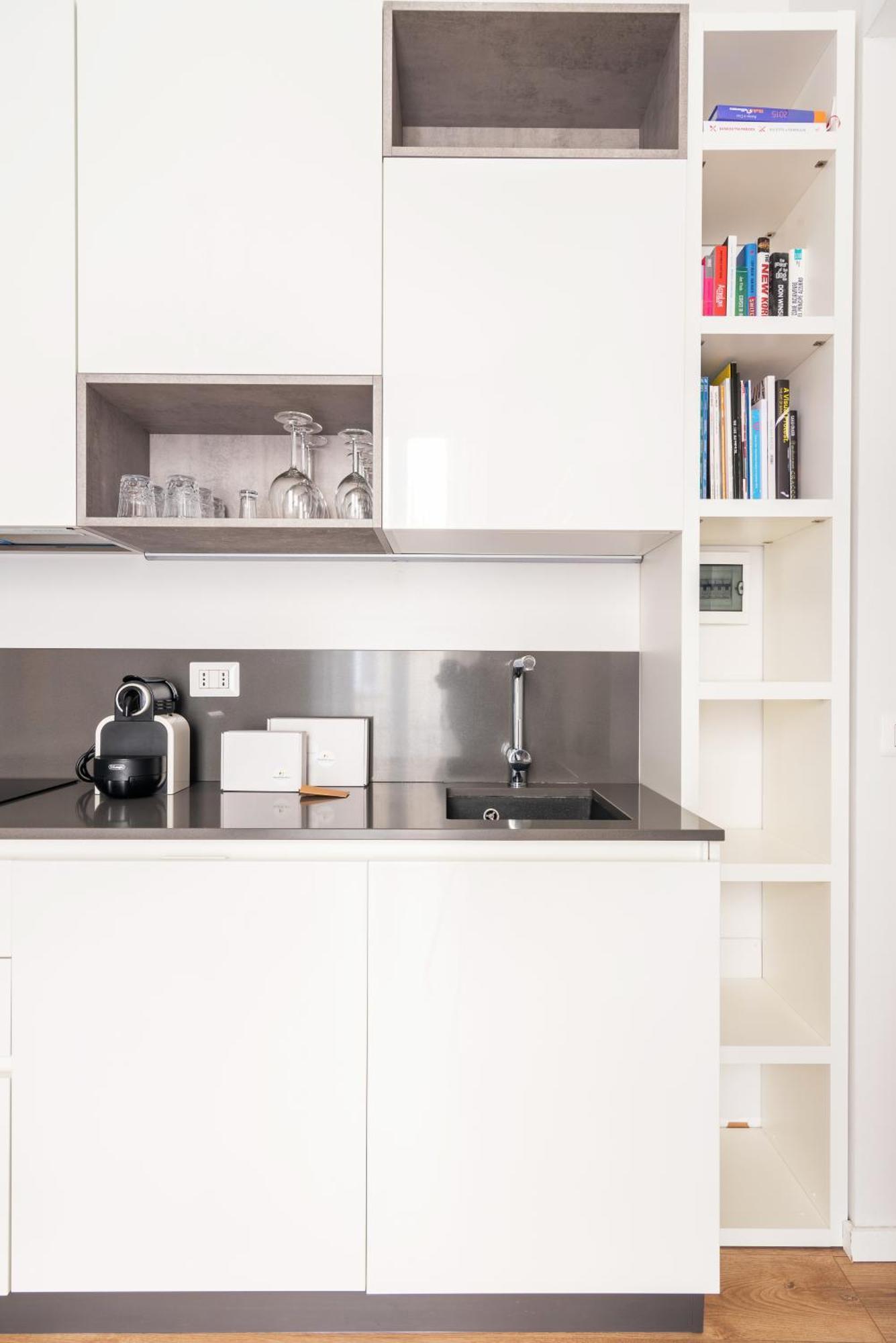 Appartement Nuovo Bilocale Appena Ristrutturato Vicino Darsena Milaan
