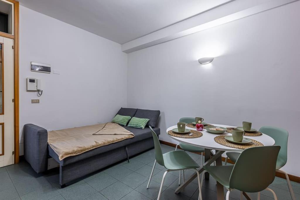 Close To Duomo Lovely City Center Flat Lejlighed