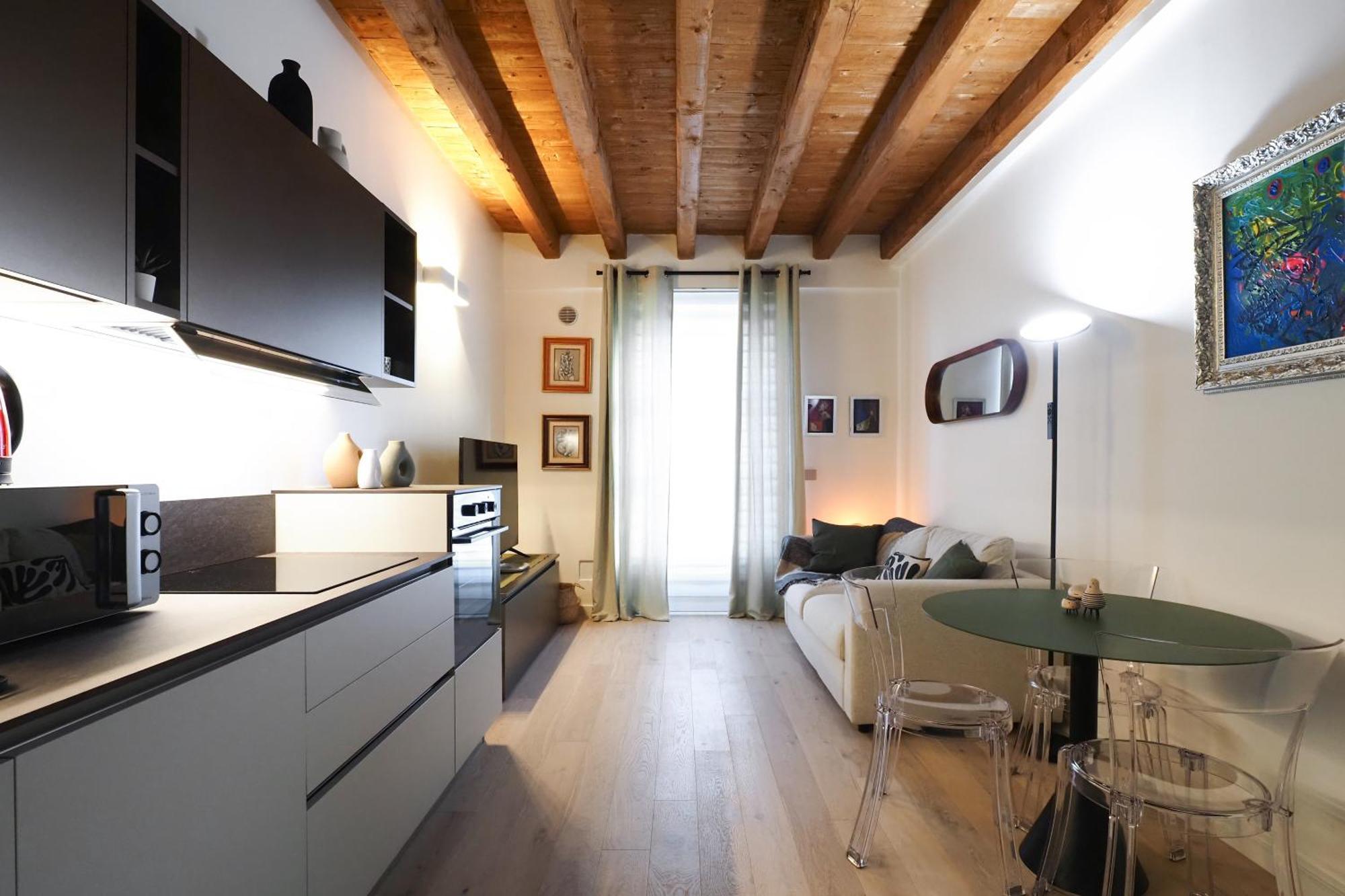 Primopiano - Zumbini Apartment Milan
