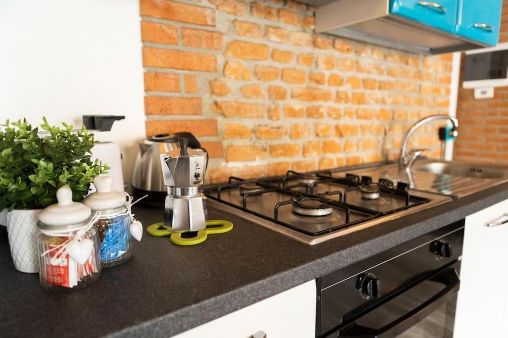Canonica Brick Apartment Milan