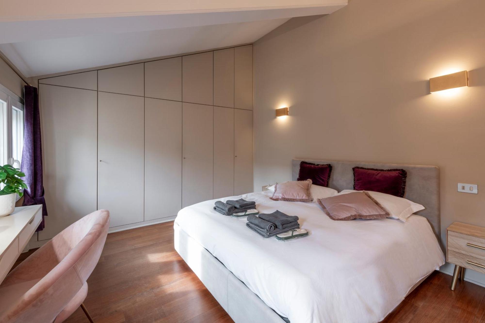Apartment Pontaccio, 4 - Vivere In Brera, Con Ampio Terrazzo *