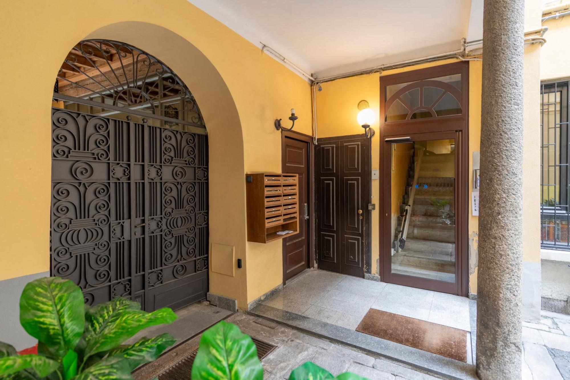 Apartment Pontaccio, 4 - Vivere In Brera, Con Ampio Terrazzo