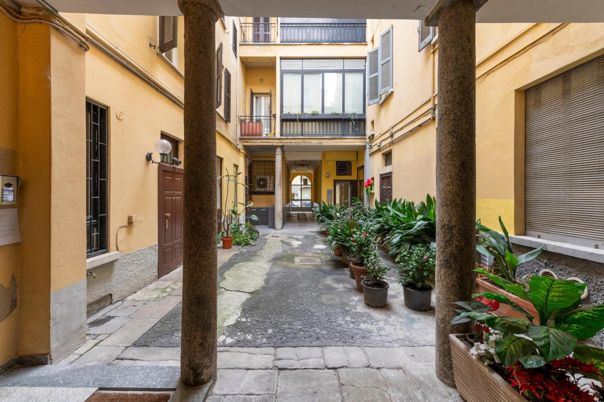 Pontaccio, 4 - Vivere In Brera, Con Ampio Terrazzo