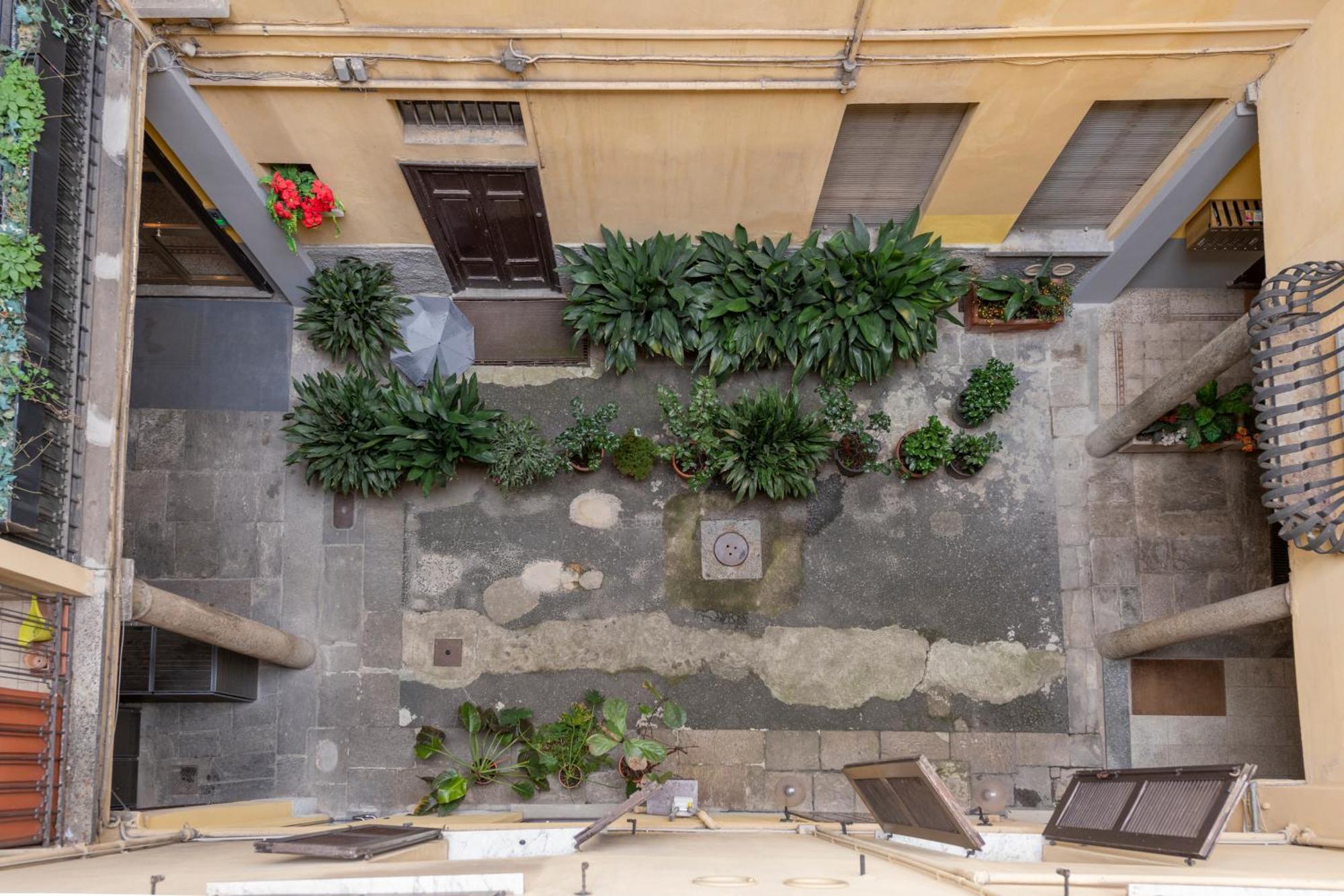 Pontaccio, 4 - Vivere In Brera, Con Ampio Terrazzo