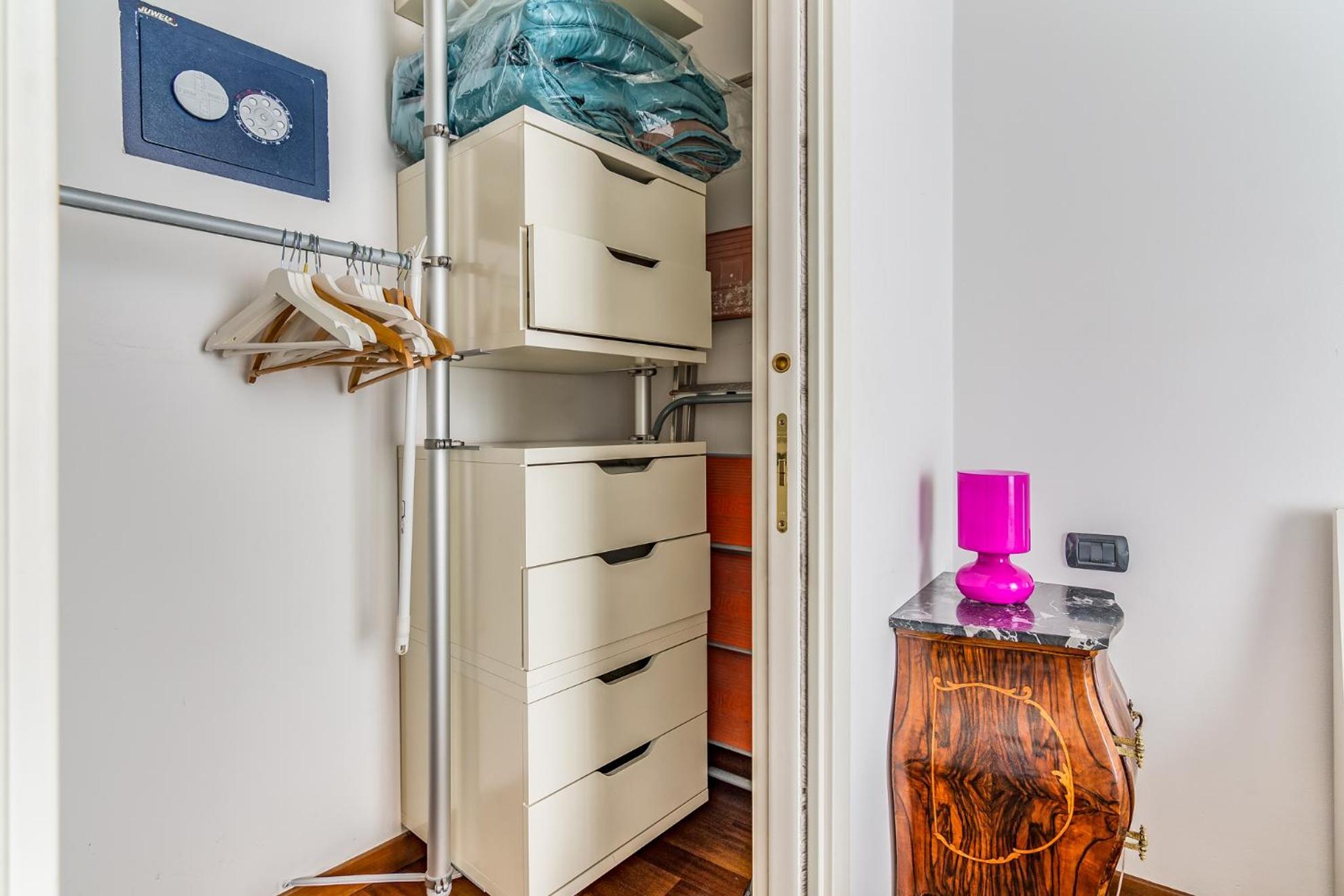 Appartamento Via Tortona 2 Pax- Wi-fi