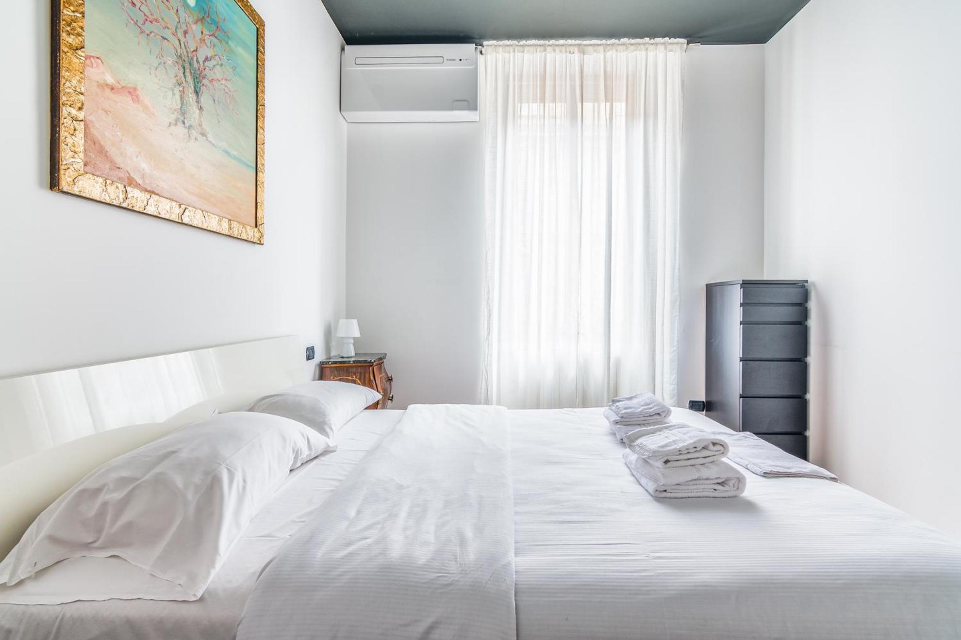 Via Tortona 2 Pax- Wi-fi Appartamento Milano