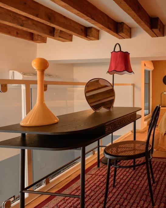The Yellow - Luxury Loft In The Center Of