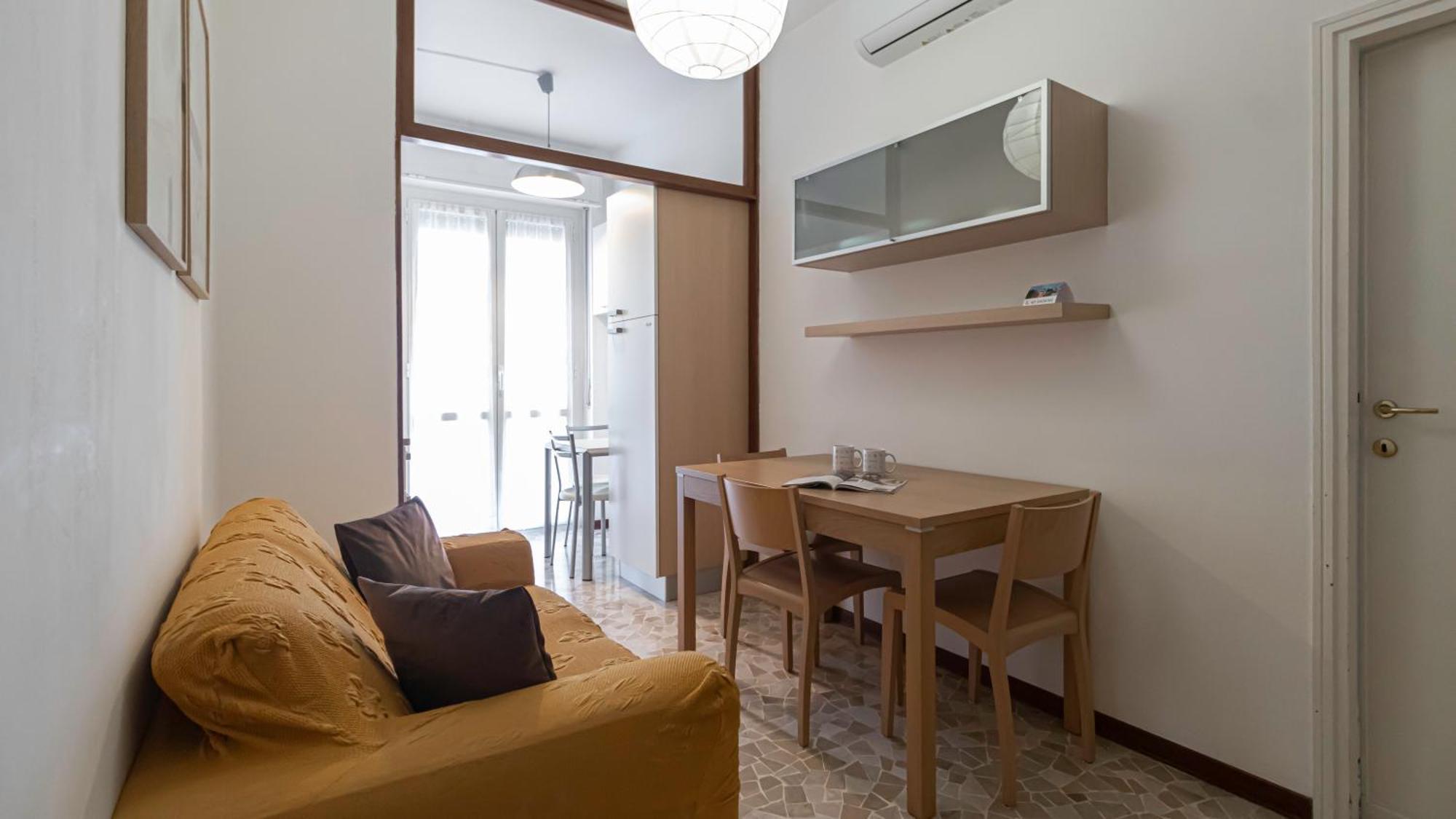 Italianway - Martinetti 21 B * Milano