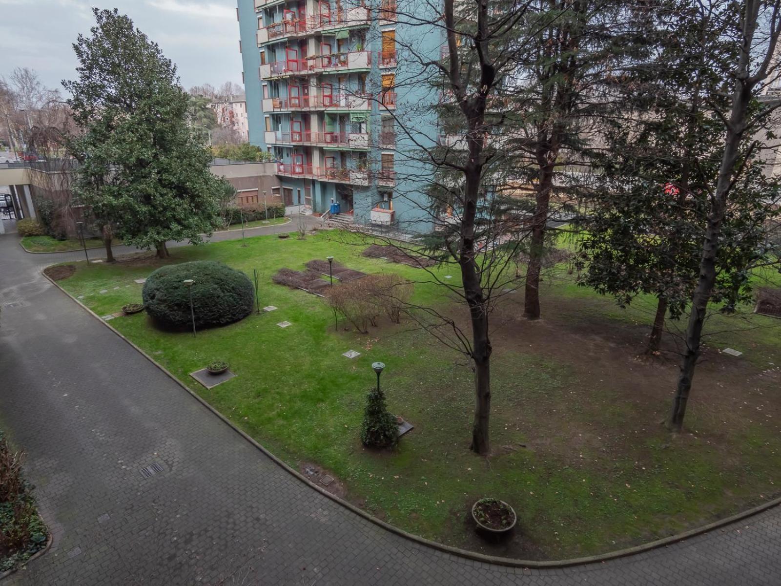 Apartment Ihost Flat - Giambellino 131-1 Milan