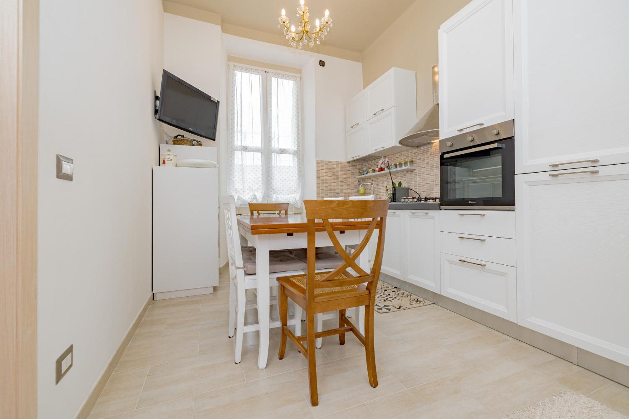 2 Bedroom - Buzzi Hospital, Sempione, Mico, 100mt Metrom5 Milano