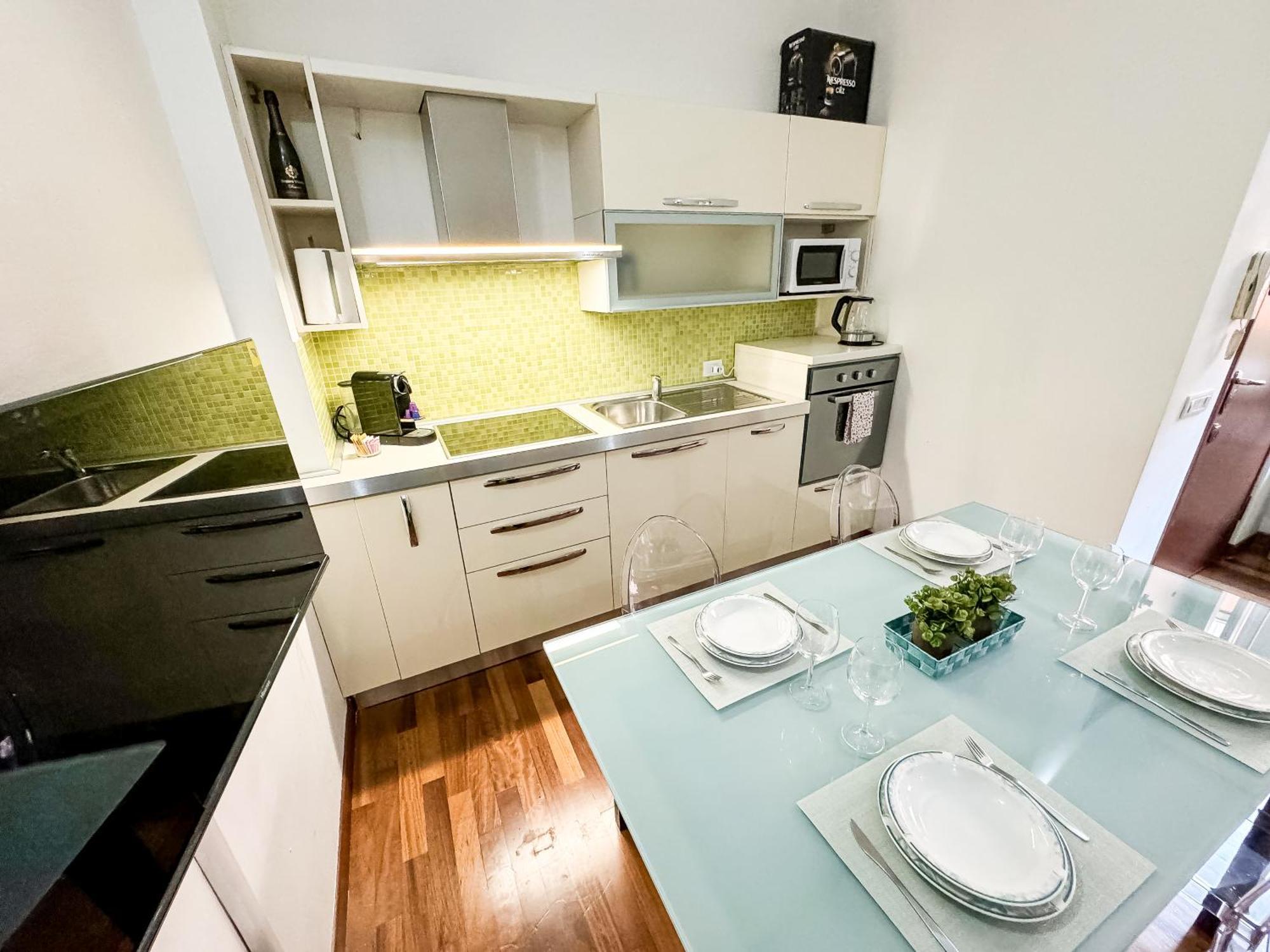 Casa Porpora, Trilocale In Posizione Eccellente Apartment *