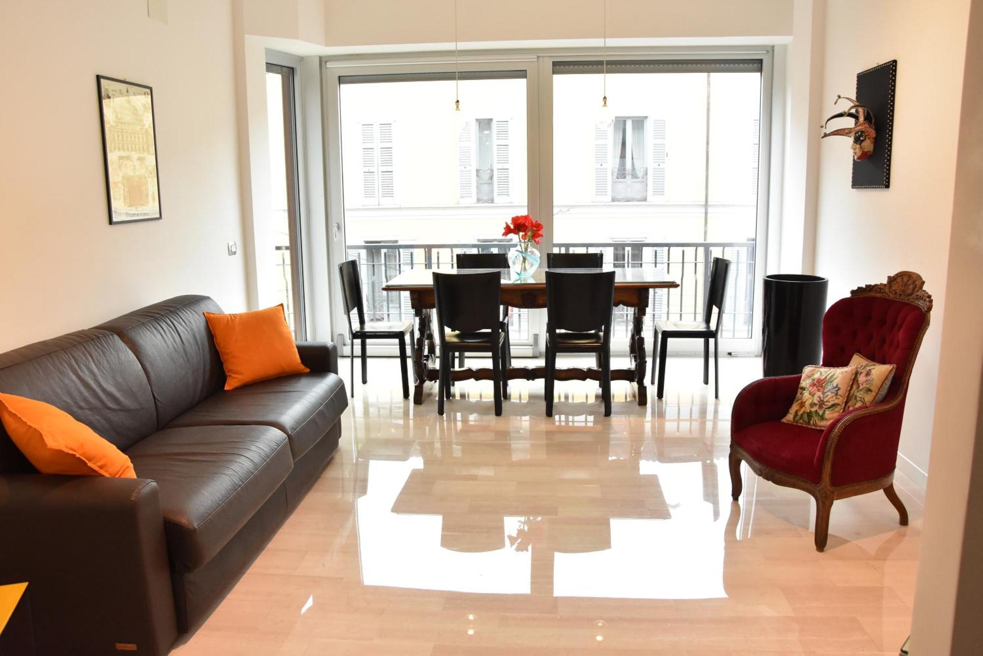 Bruzzanese Apartment *