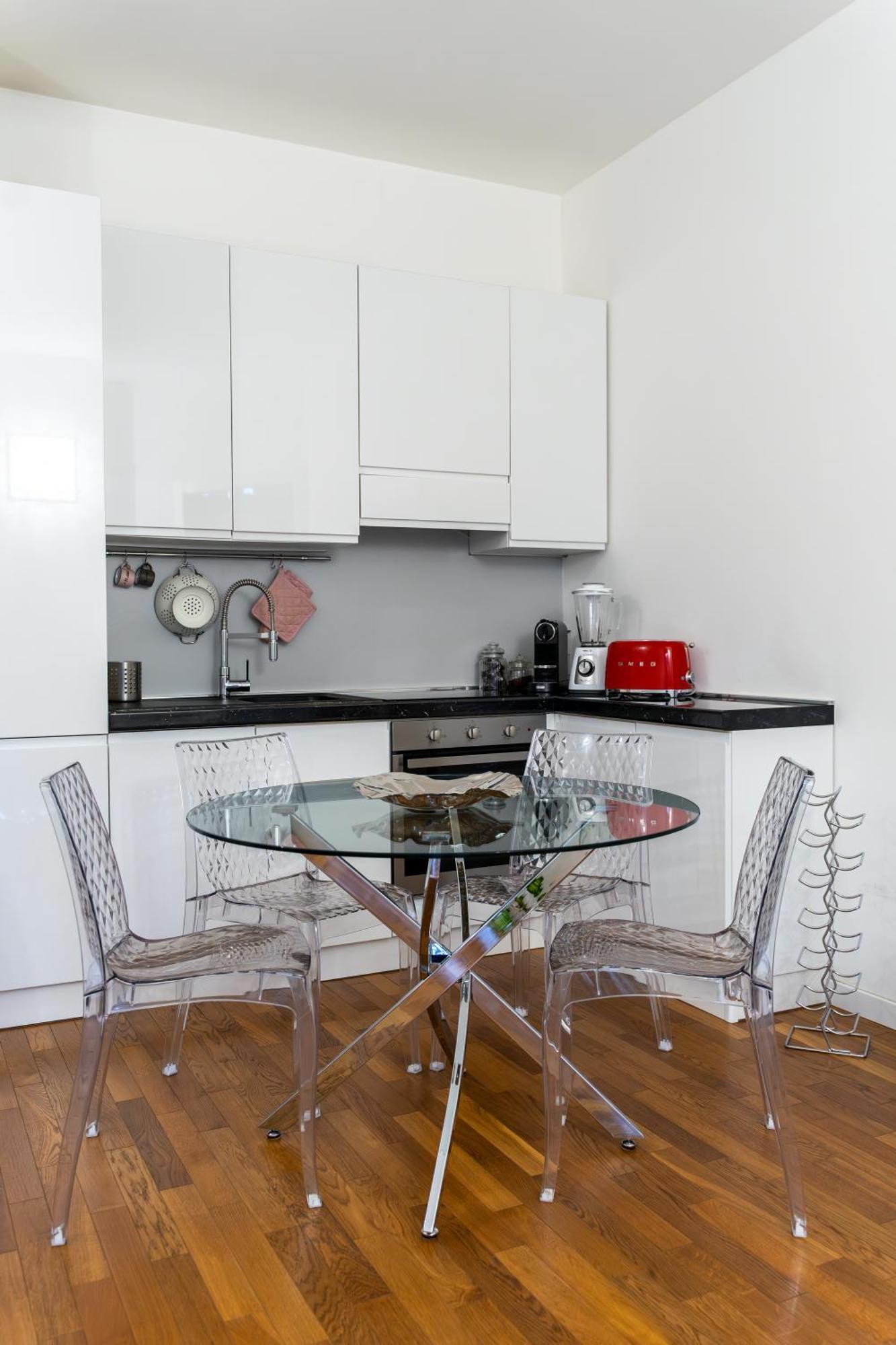 - Centro Storico Apartment