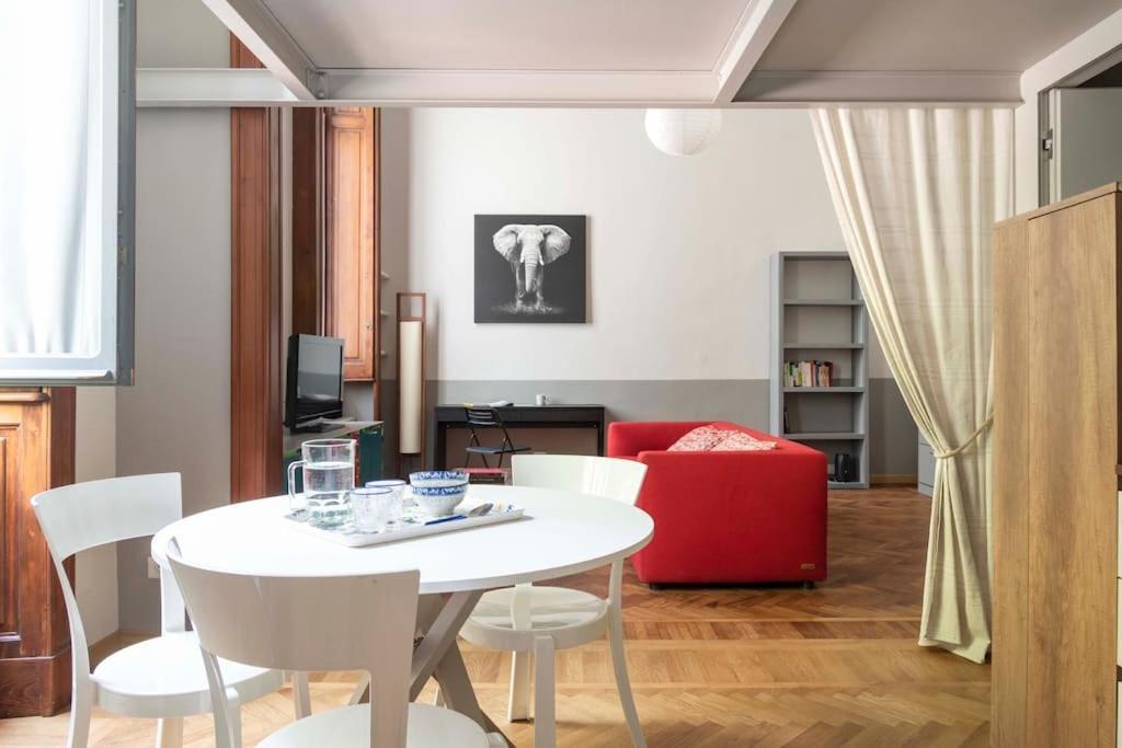Hacca Collection - Arco Della Pace Milan