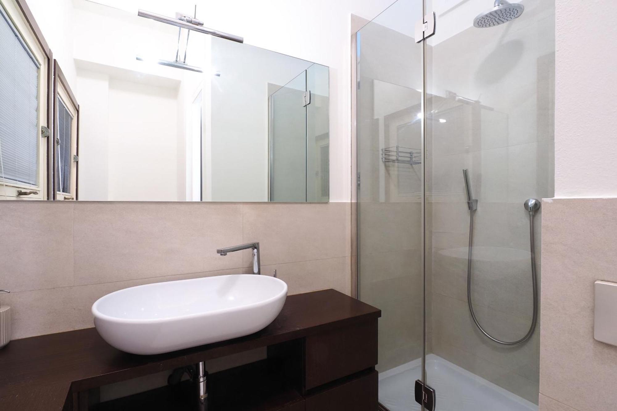 Homnest I Conservatorio Lux Apt * Milano