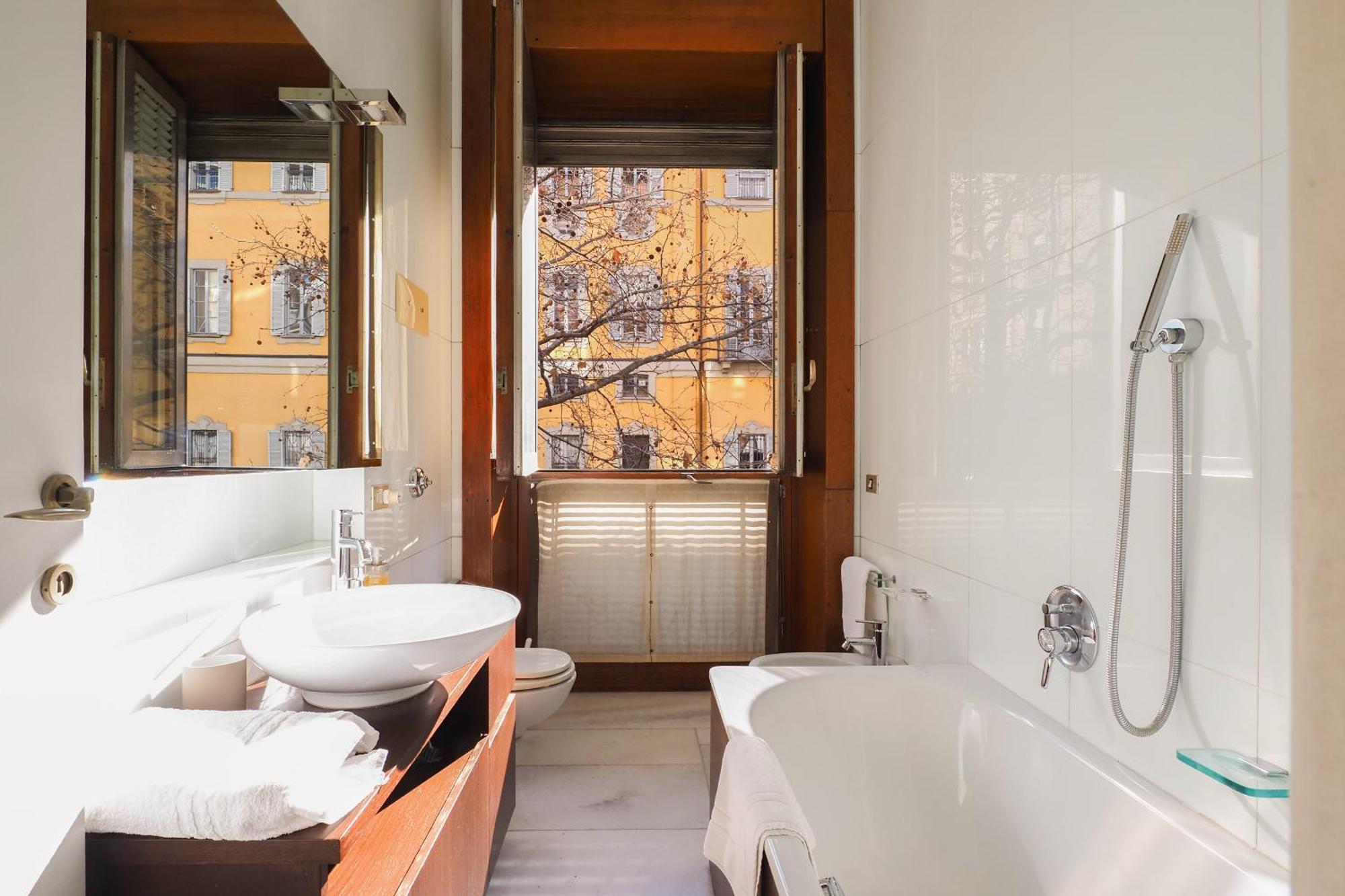 Homnest I Conservatorio Lux Apt * Milano