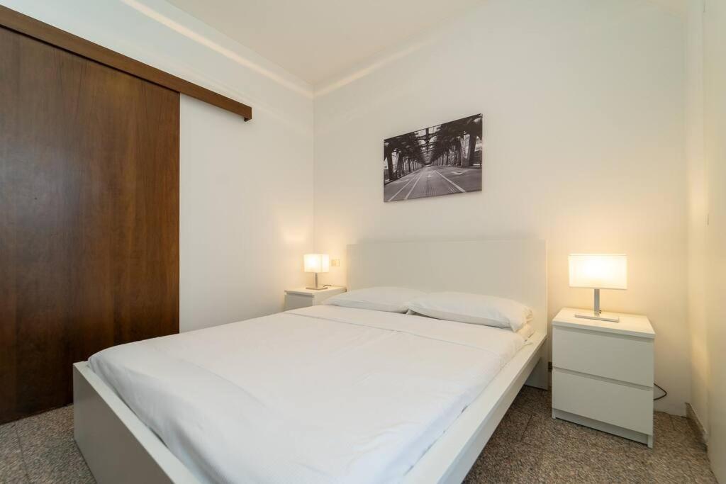 Leilighet 5 Giornate Con Terrazzo E Garage Privato Milano