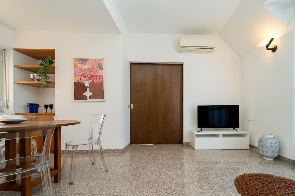 5 Giornate Con Terrazzo E Garage Privato Leilighet Milano