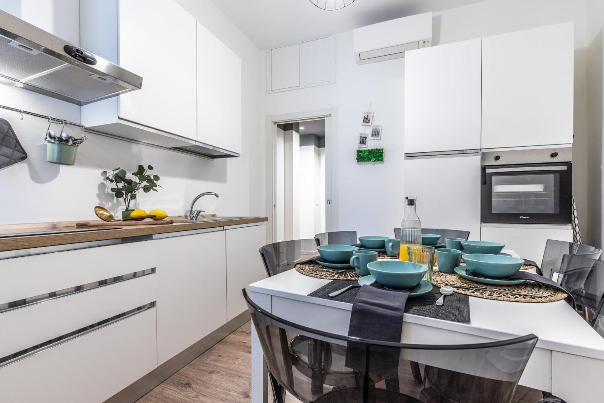 Appartamento Stayeasy Quadronno33 - 3 Bedrooms, 2 Baths - Duomo Walking Distance Milano