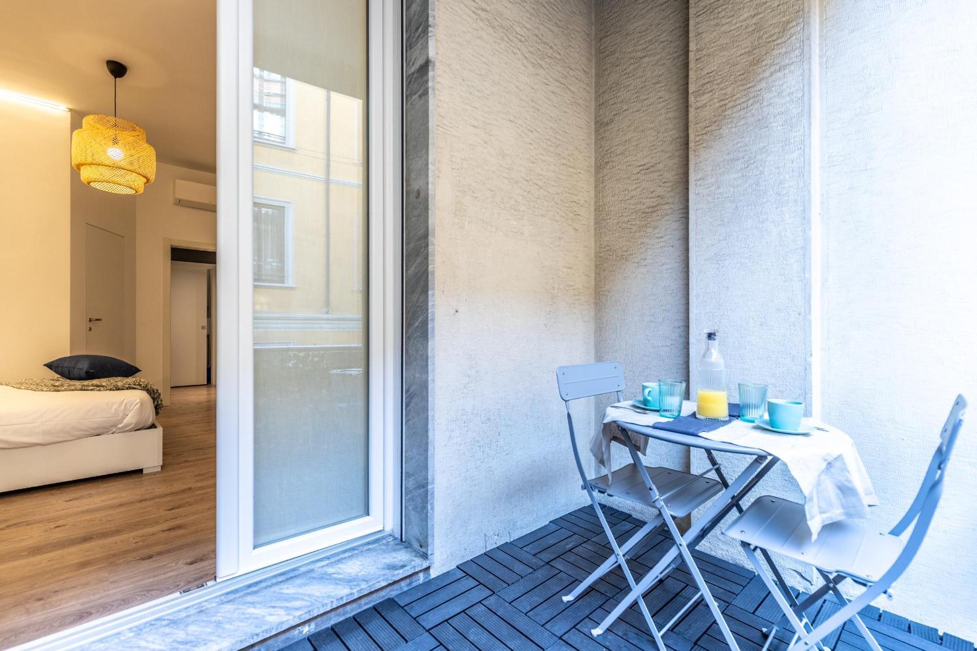Stayeasy Quadronno33 - 3 Bedrooms, 2 Baths - Duomo Walking Distance Appartamento *