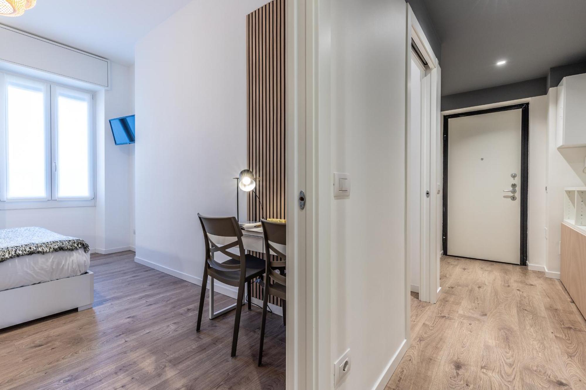 Appartamento Stayeasy Quadronno33 - 3 Bedrooms, 2 Baths - Duomo Walking Distance *