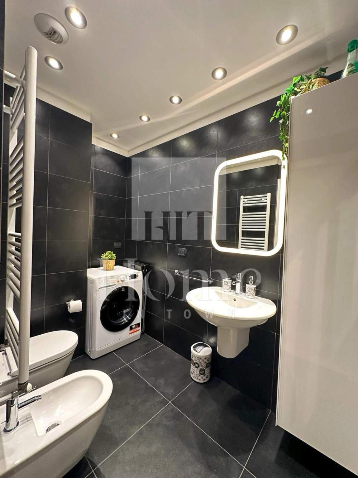 Apartment In Town - Porta Nuova District Milan