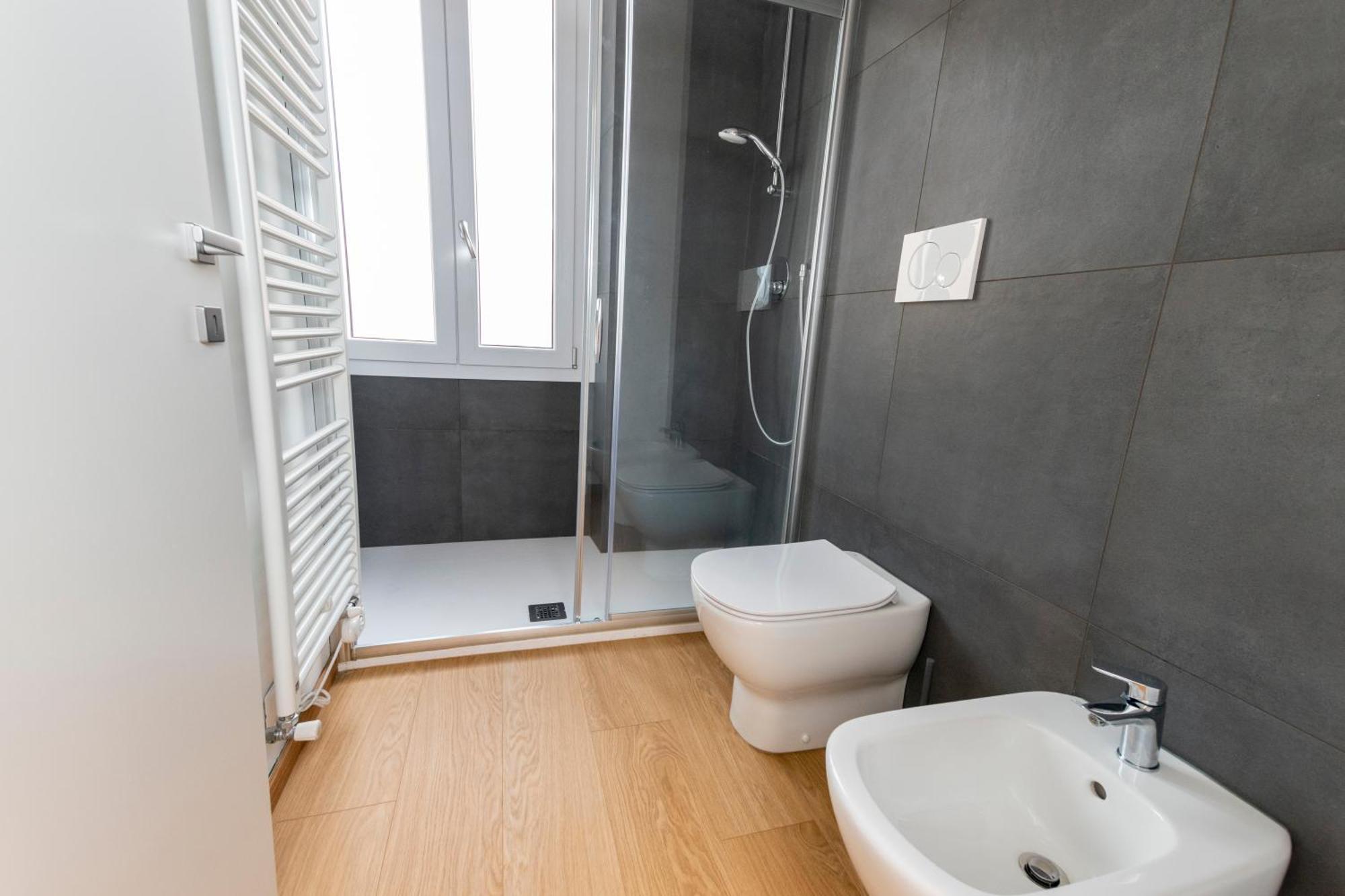 Ihost - Simonetta 7 * Milano