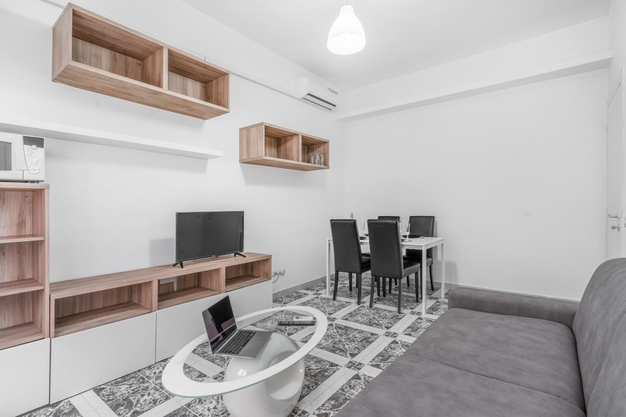 Appartement Navigli Duomo - Chateau Milan, Metro M2 E Parcheggio Gratuito *