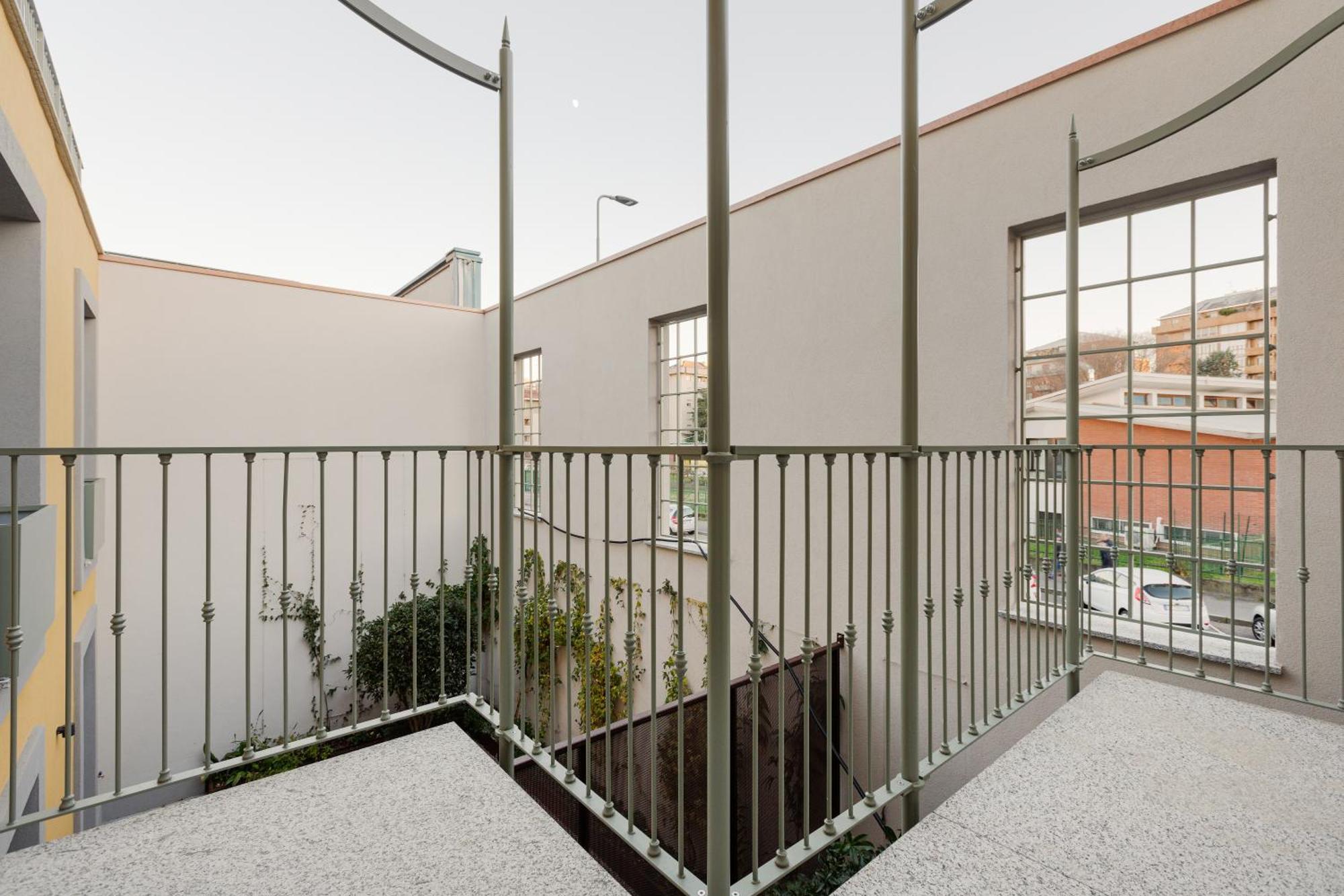 Modern In With Balcony Appartamento Milano