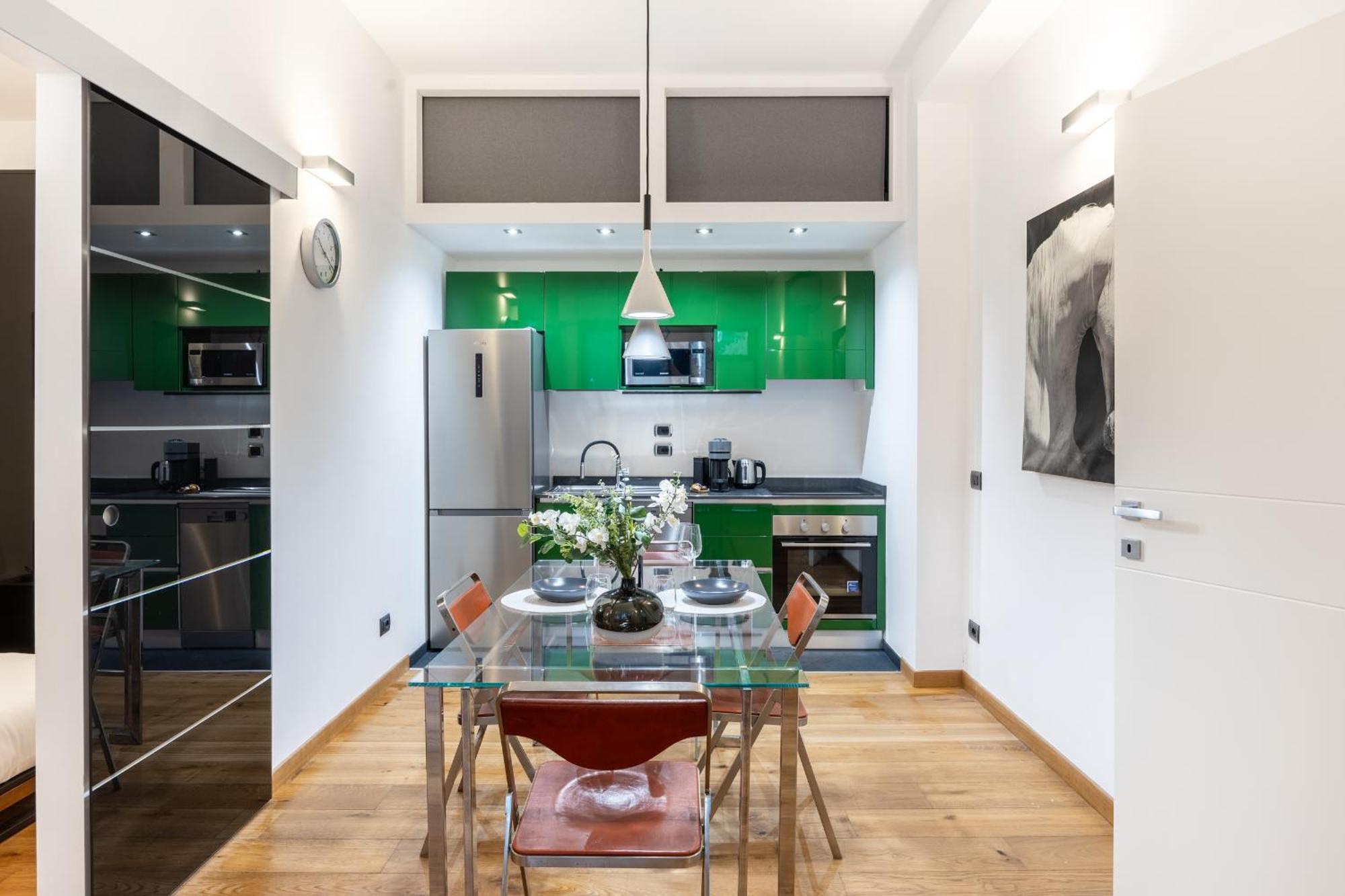 Apartment Exclusive Suite1- Vicino Metro, Citylife, Stadio San Siro E Fiera *