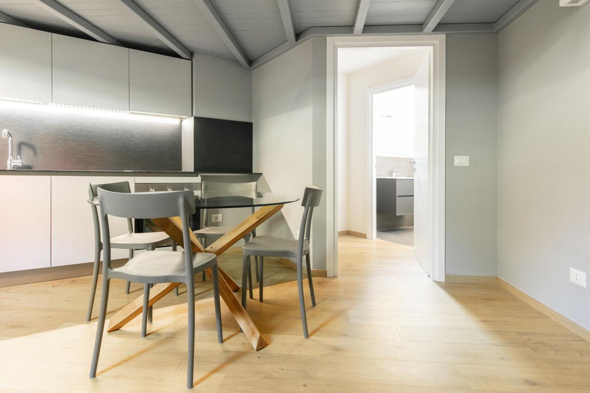 - Fiera Apartment Mailand
