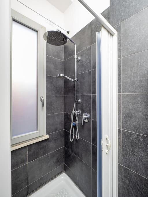 Appartamento Comfort Business Suite, Wi-fi & 3 Stops From Duomo *