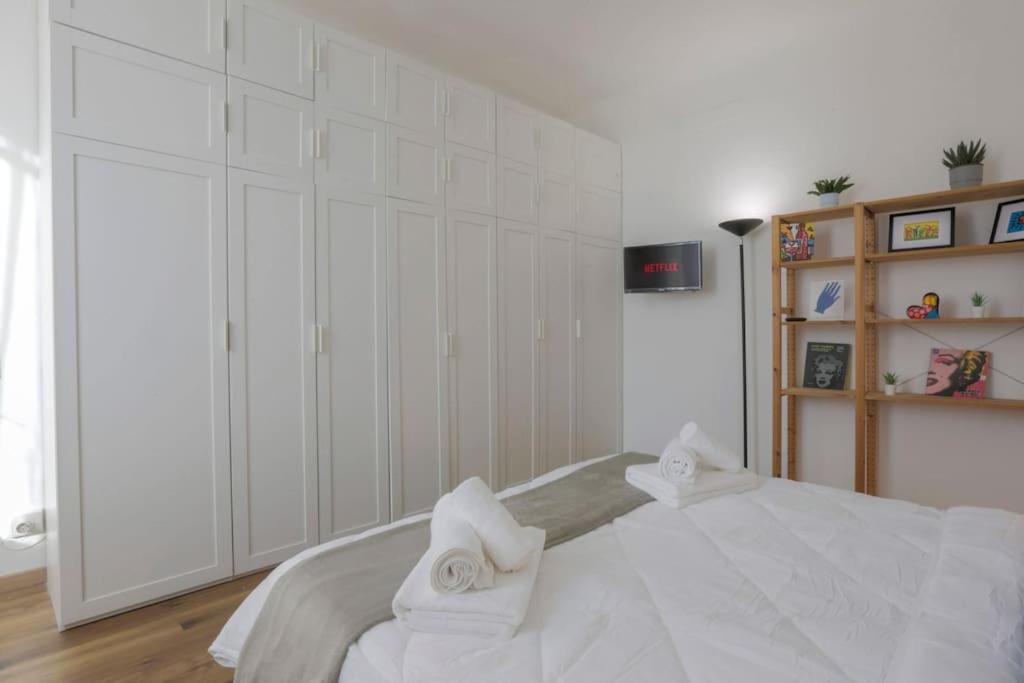 Apartment *navigli Art Attic*designarea Milan-wifi-netflix *