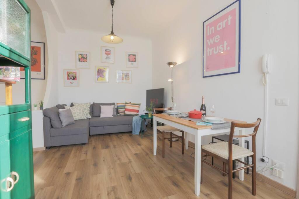 *navigli Art Attic*designarea Milan-wifi-netflix Mailand