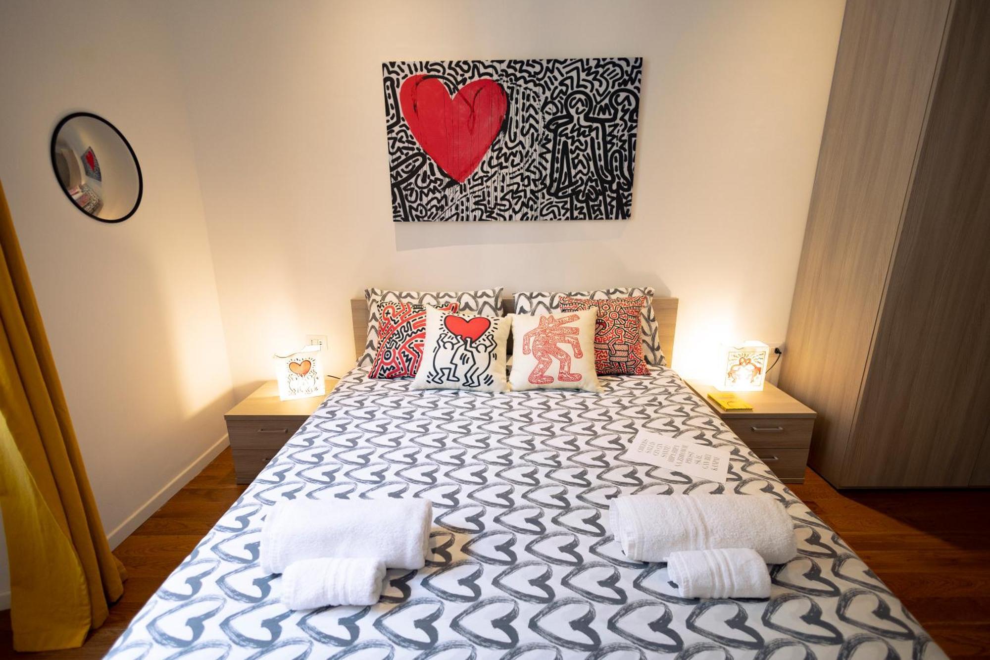 The Keith Haring - Private Bedroom Milan