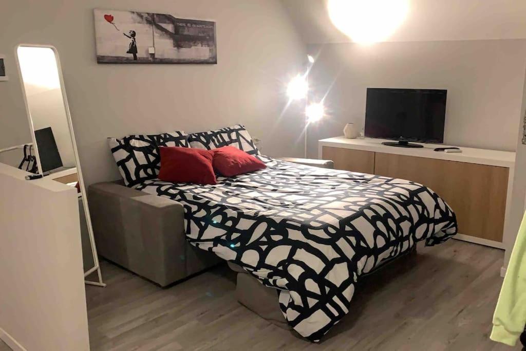 Besana Rent House Apartment