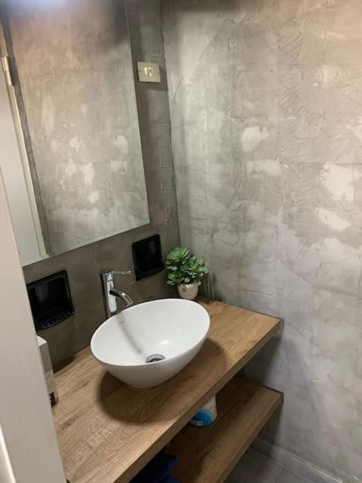 Besana Rent House