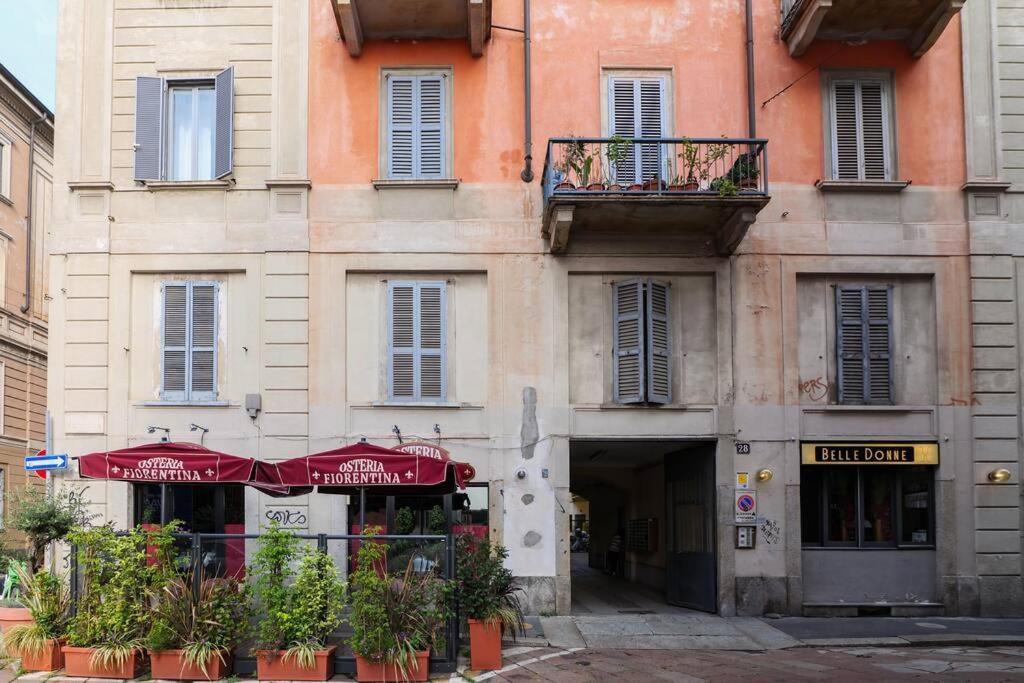 Enjoy Life Style - Tortona Porta Genova Apartment