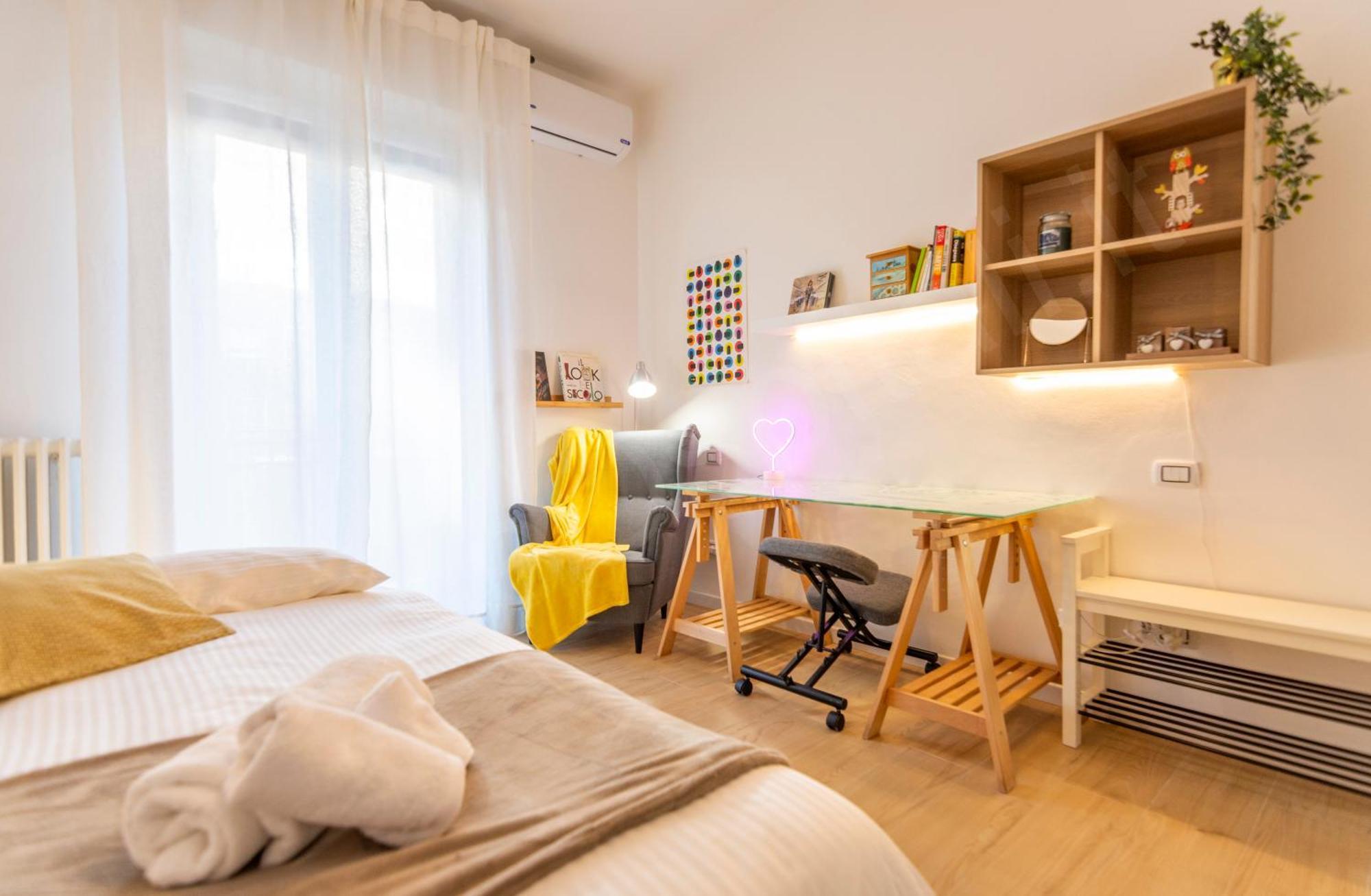 Apartment Caseospitali - Alice's House, Funzionale Trilocale Con Arredi Moderni *