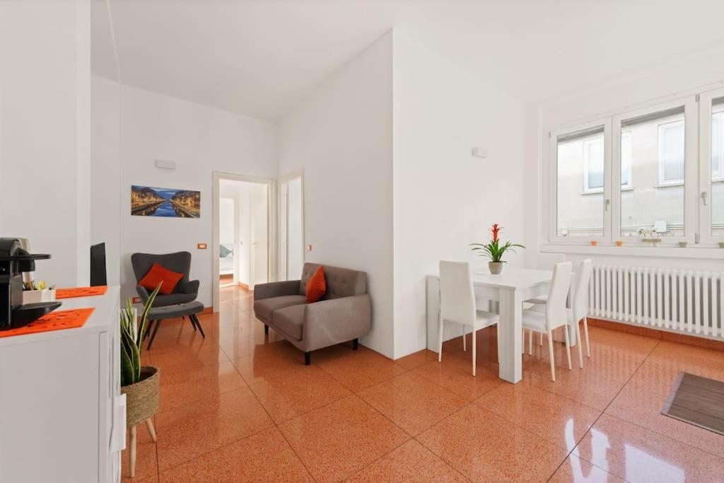 Appartamento Loft Navigli - Centro - 70 Mq Due Da Letto Milano