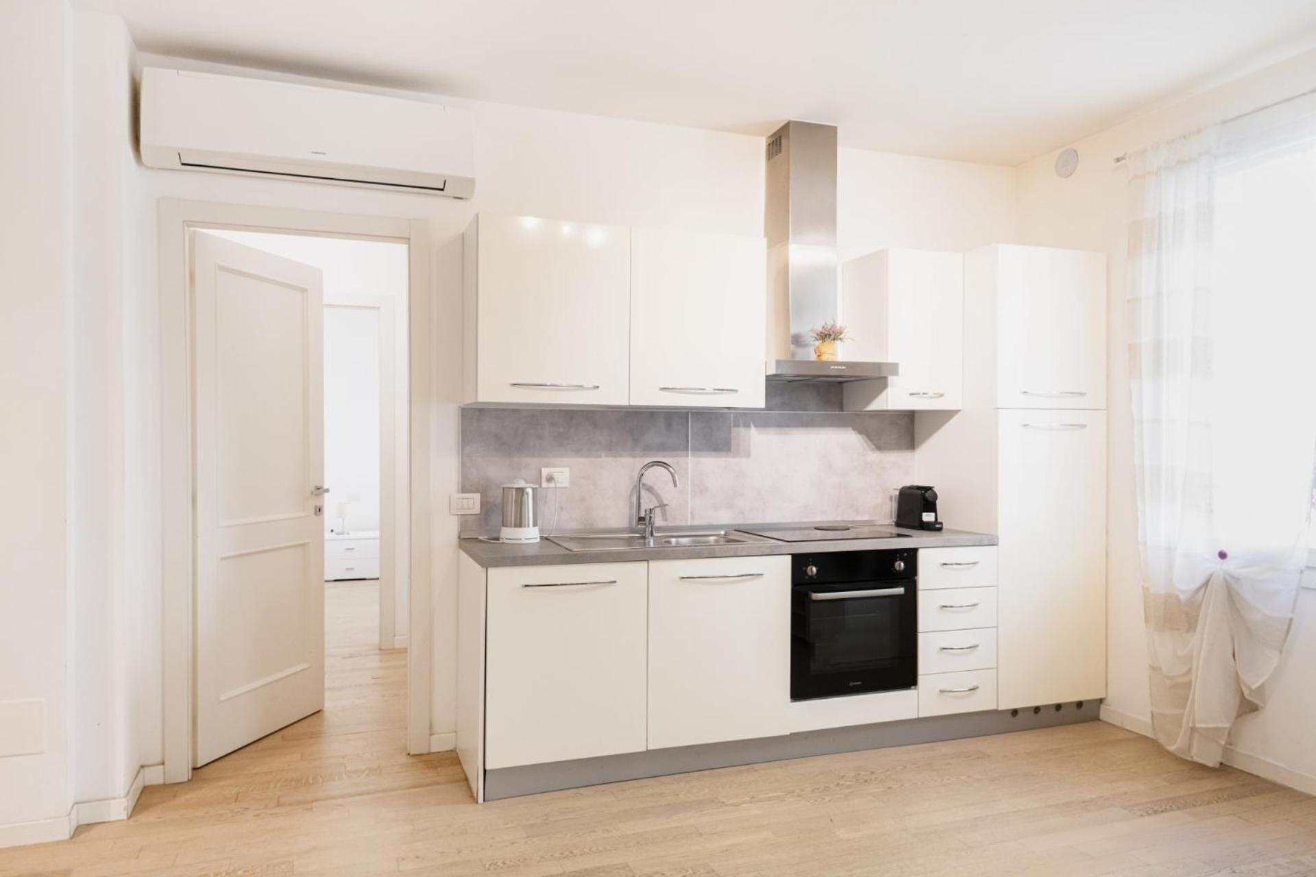 Easylife - Stile E Comfort Sui Navigli