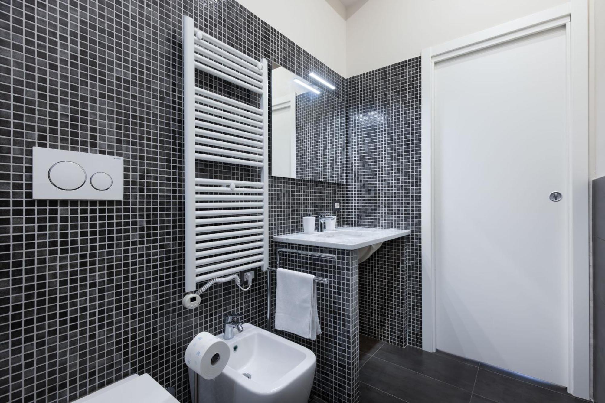 Apartment Navigli - Uni Bocconi Elegant Suite, Wi-fi, Tram Mailand