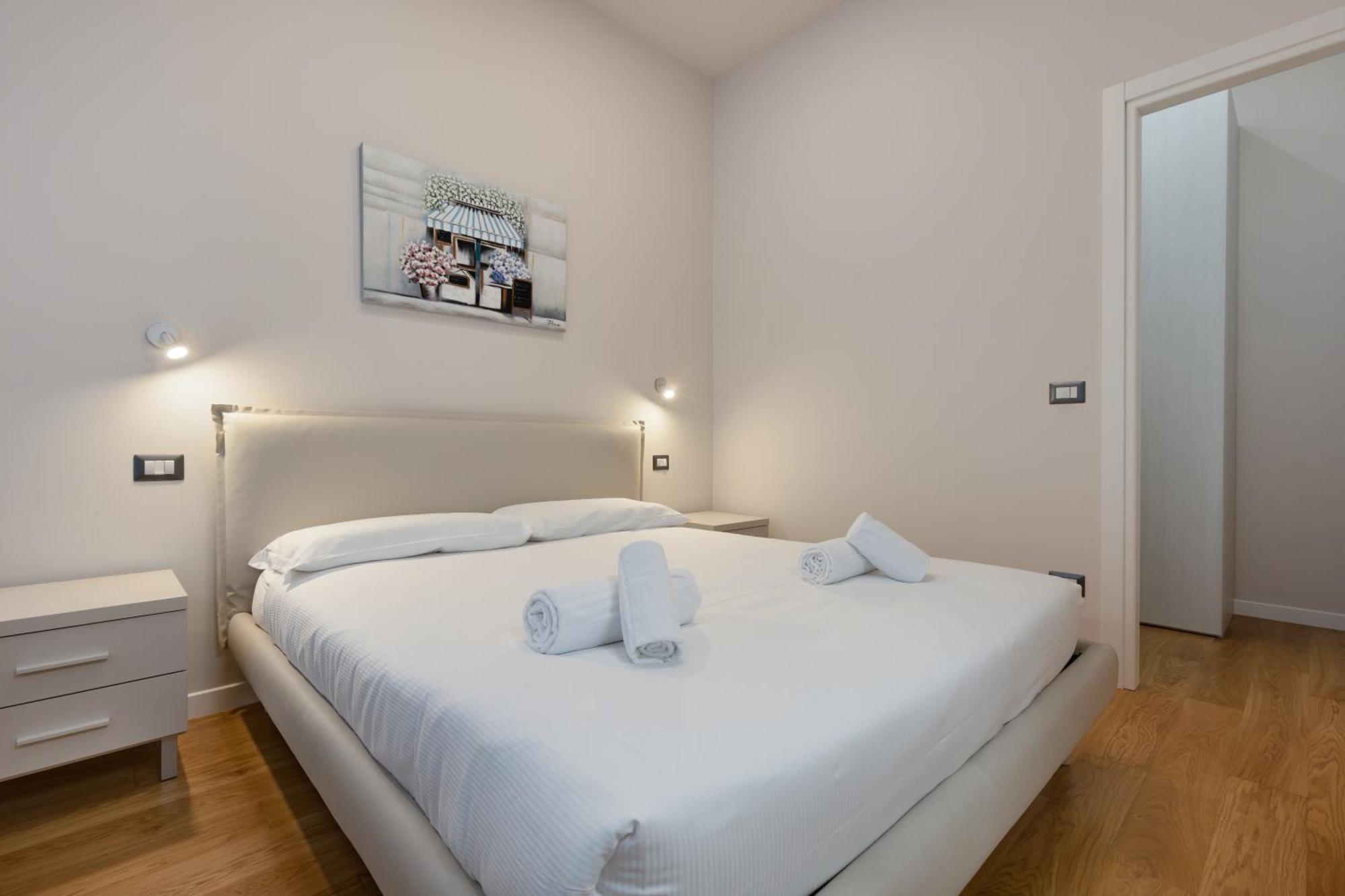Apartment Navigli - Uni Bocconi Elegant Suite, Wi-fi, Tram